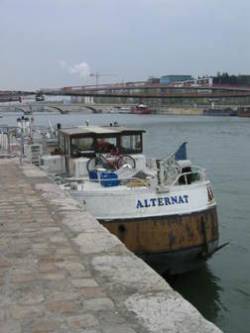 photo of Péniche Alternat